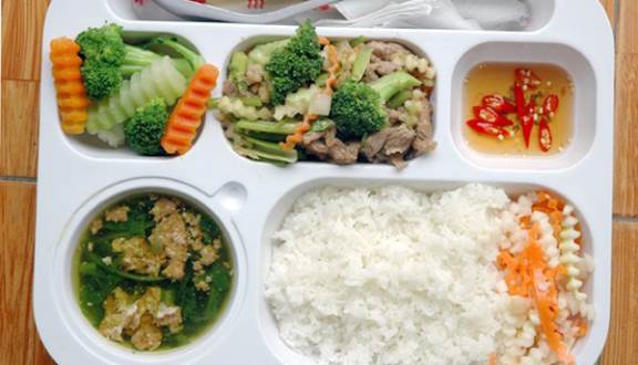 Cơm trưa văn phòng Lộc Hạnh