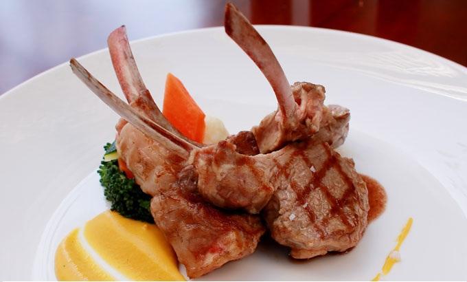 Nhà hàng Tomato Dining Restaurant