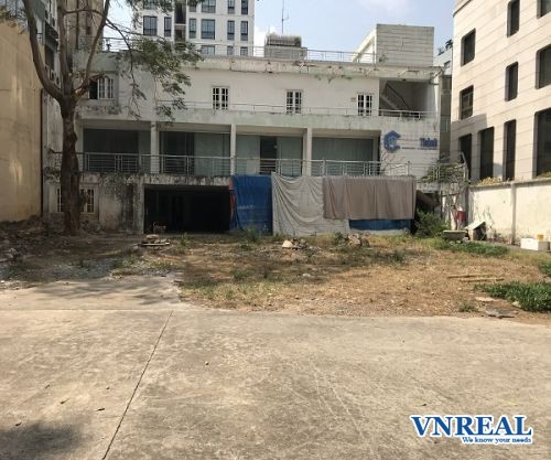 nha cho thue nguyen thi minh khai 12x24m