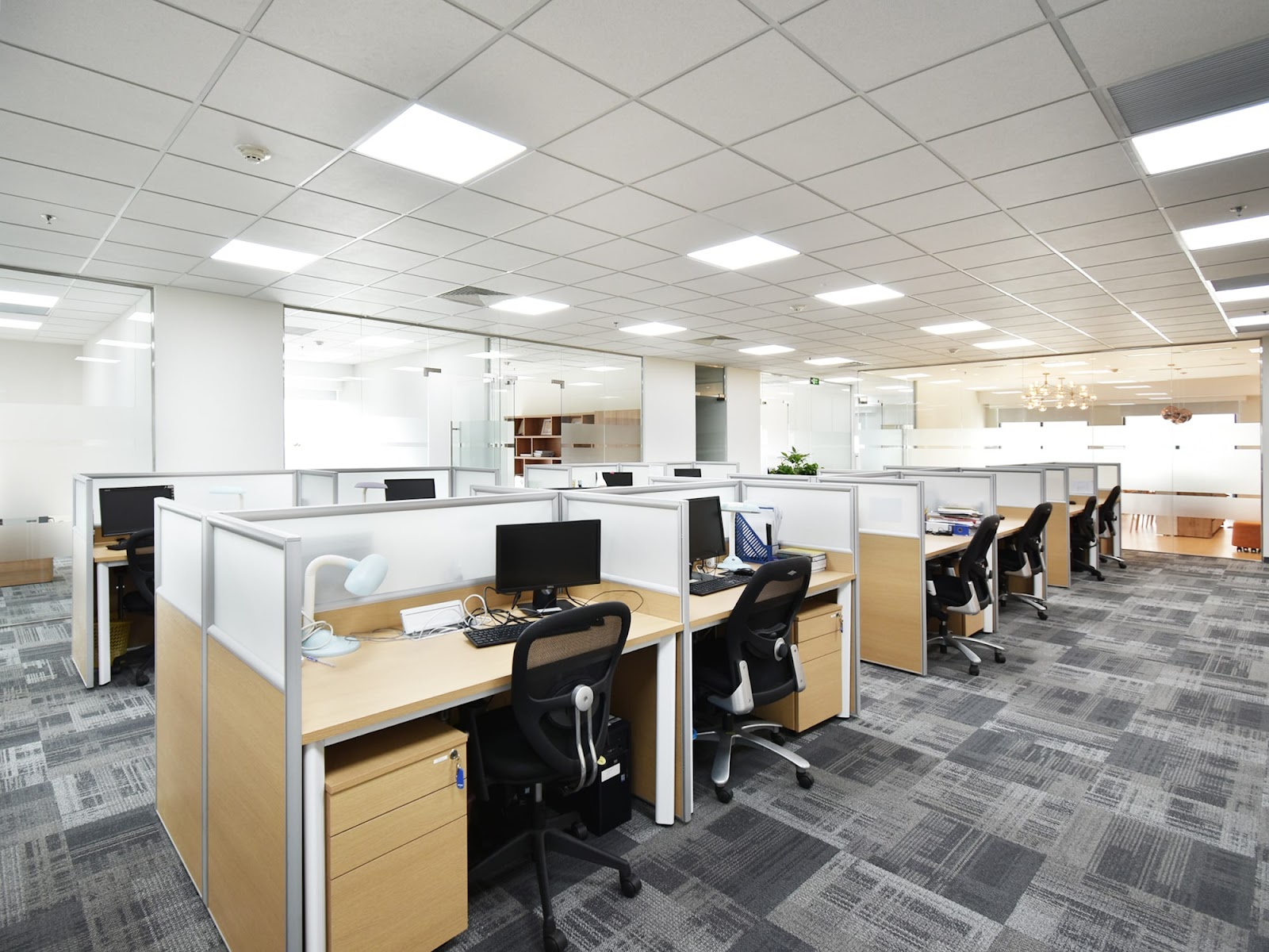 Setup nội thất văn phòng chuyên nghiệp