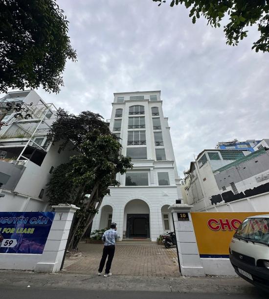 cho thue toa nha mat tien hoang dieu 20x30m 1 tret 8 lau 1300m2 gia 13 000  thang 