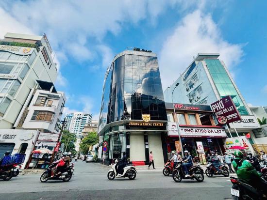 cho thue toa nha van phong mat tien tran quoc toan p vts q3   gan 1000m2 san