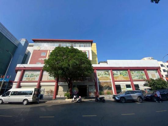 cho thue toa nha mat tien hoang viet 38x25m 1 tret 4 lau 3000m2 