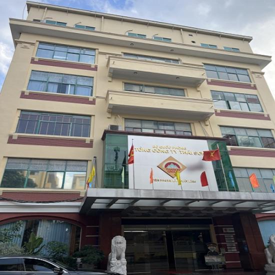 toa nha thai son building