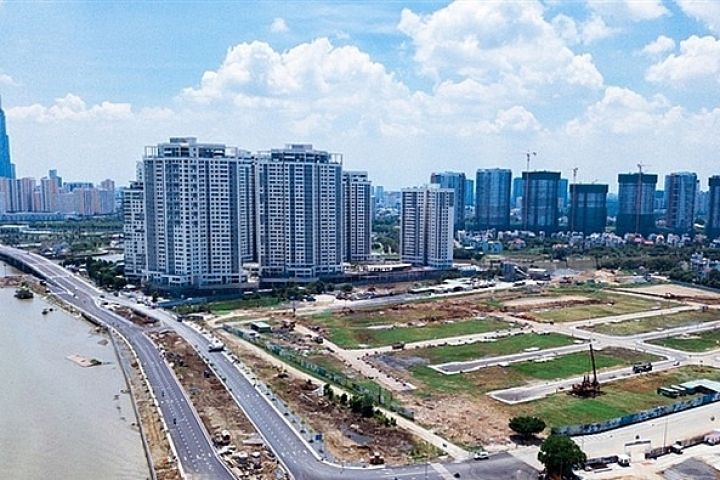 bo tui bi quyet thanh cong voi nghe nhan vien chinh sua anh bat dong san