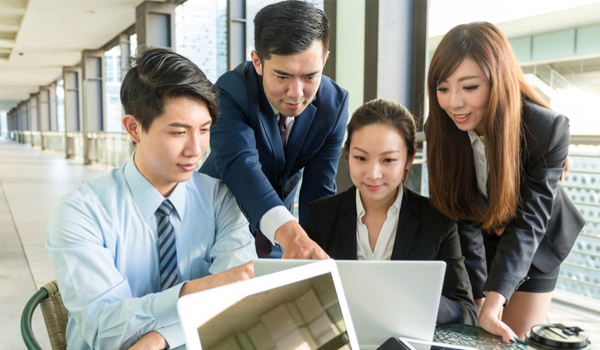 cong viec cua nhan vien kinh doanh gom nhung gi 