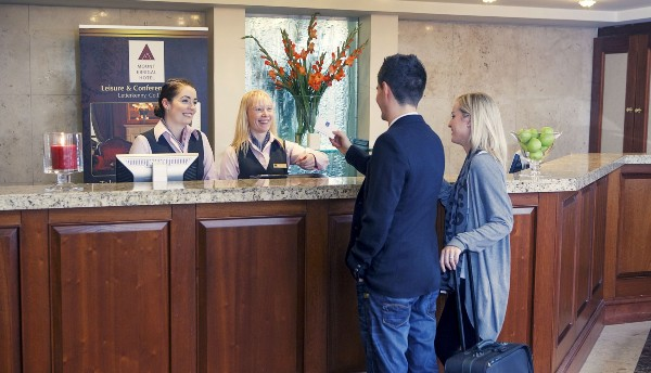 le tan la gi  cac cong viec le tan phai lam 