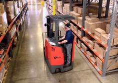 huong dan van hanh xe nang dien dung lai